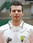 L. Stefaniuk